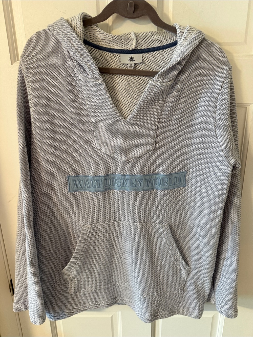 Walt Disney World cozy knit pullover hoodie gray/blue Size Medium